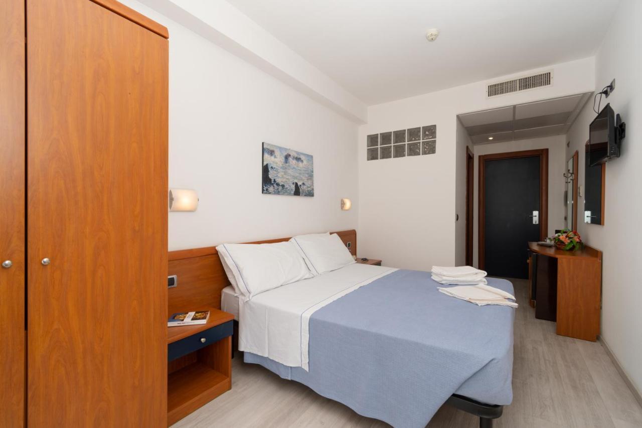 Hotel La Sirenetta Tortoreto Eksteriør bilde