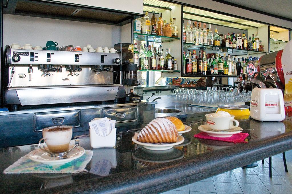 Hotel La Sirenetta Tortoreto Eksteriør bilde